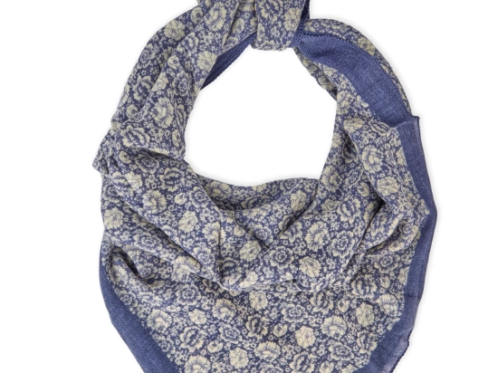 FOULARD  EN LAINE