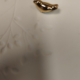 PORCELAIN STORY BIRD PLATE